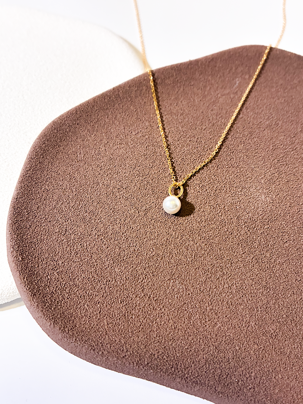 《晶體珍珠》 與《天然珍珠》