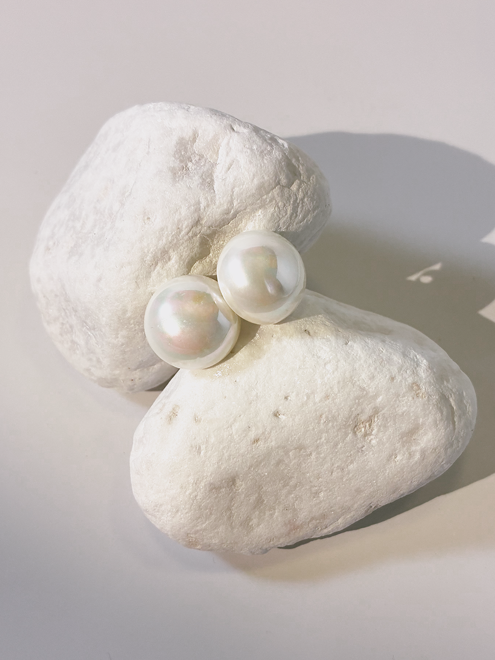 淡水珍珠925耳環（白透粉色）