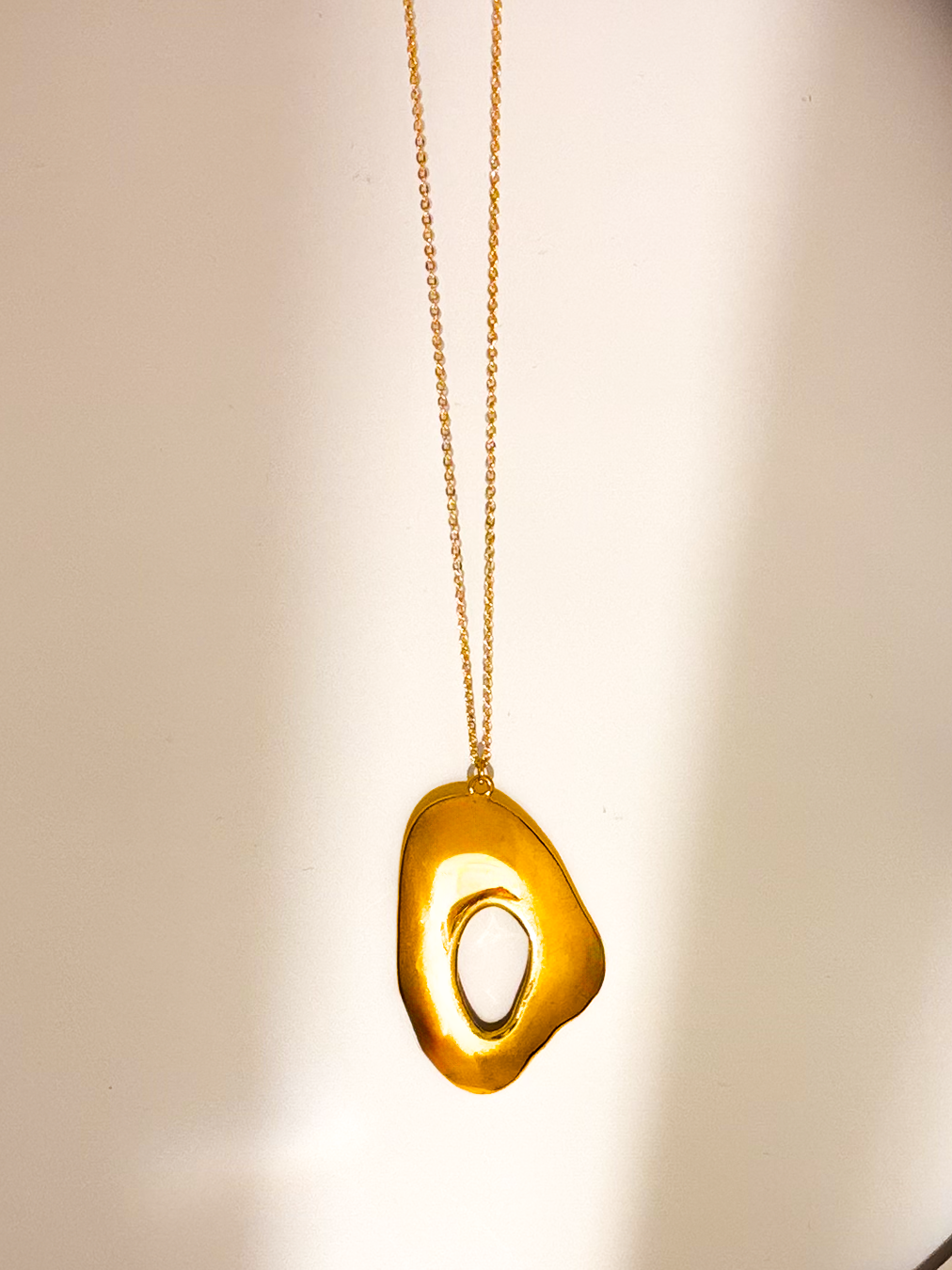 黃銅中空幾何狀長頸鍊